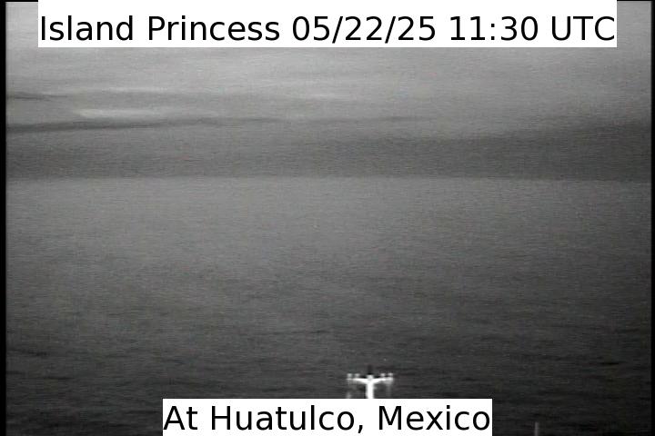A live picture from the bridge of the Island Princess